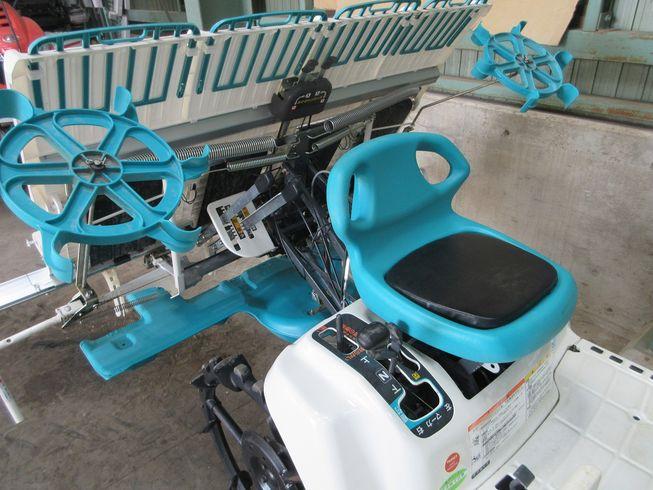 田植機 EP4-S 写真７