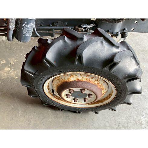 トラクター L1-235 写真９