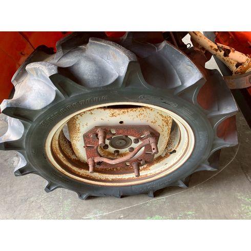 トラクター L1-235 写真７