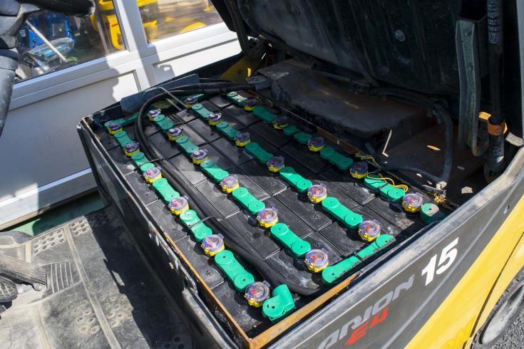 フォークリフト FB15-12 写真６