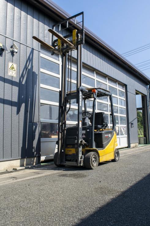 フォークリフト FB15-12 写真５