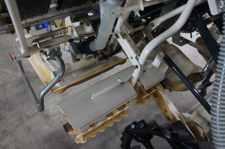 田植機 PQZ4 写真７