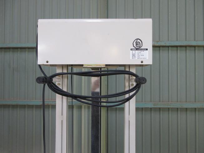 米袋昇降機 LU206 写真５