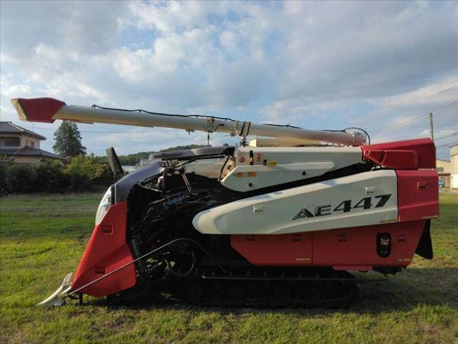 コンバイン AE447 写真４