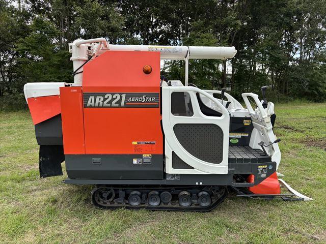 コンバイン AR221 写真２