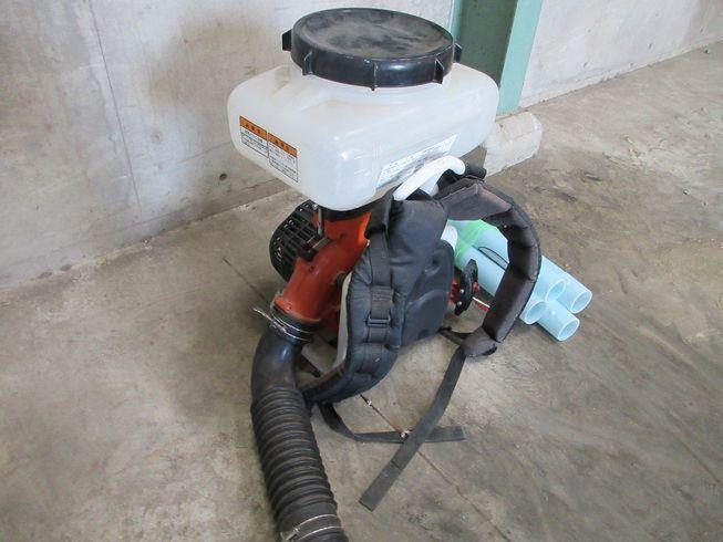 背負式動力噴霧機 DME305G 写真６