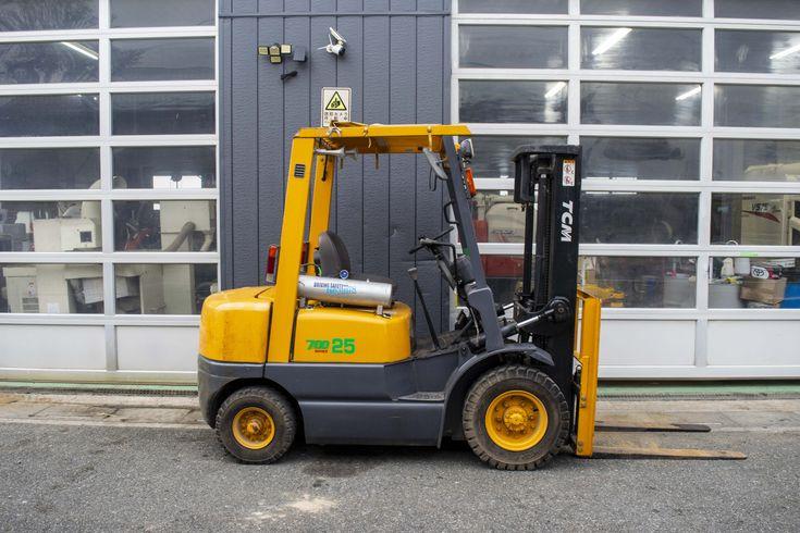 フォークリフト FD25Z5 写真２