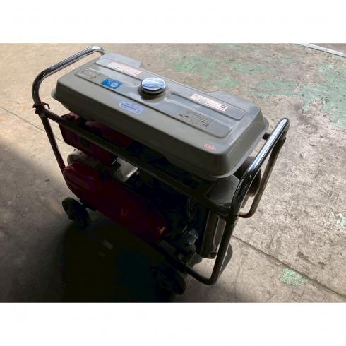 インバーター発電機 E2800 写真４