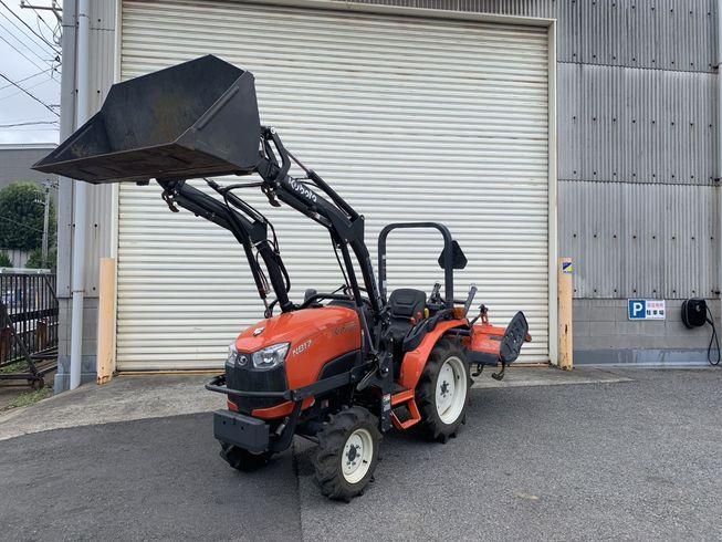 トラクター NB17 写真３