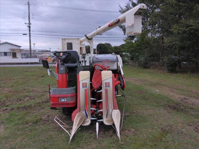 コンバイン GC221 写真５