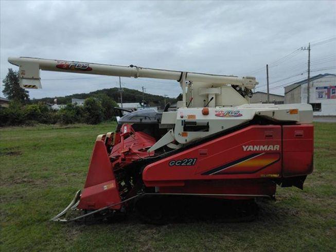 コンバイン GC221 写真４