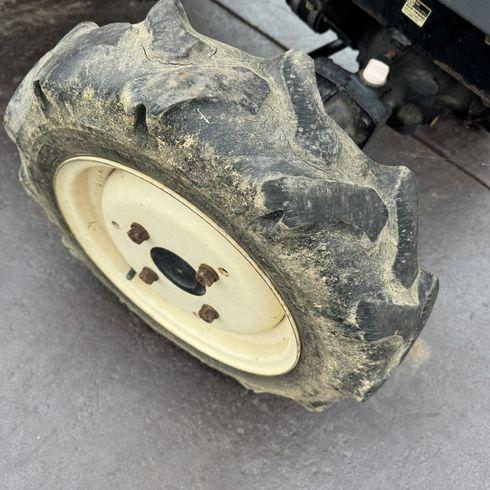 トラクター F165D 写真９