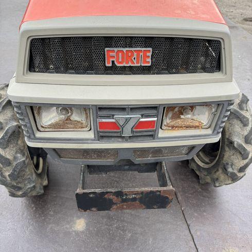 トラクター F165D 写真３