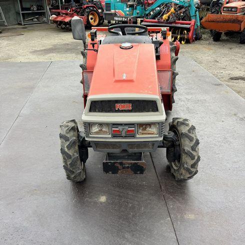 トラクター F165D 写真２