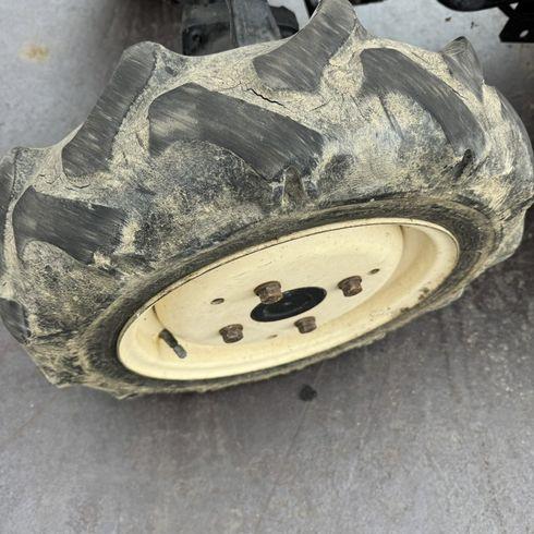 トラクター F165D 写真７