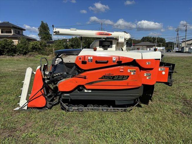 コンバイン ARN222② 写真２