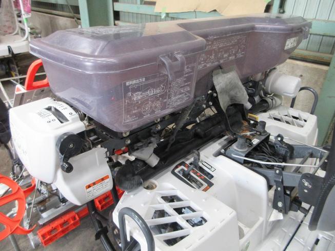 田植機 AW4-F 写真７