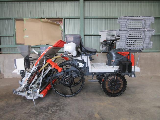 田植機 AW4-F 写真３