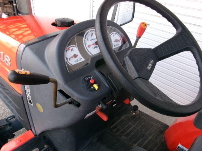 トラクター KB18 写真５