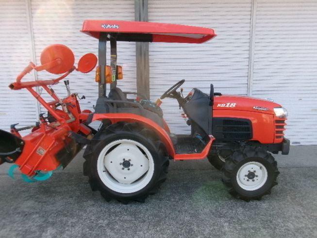 トラクター KB18 写真２
