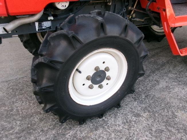 トラクター KB18 写真９