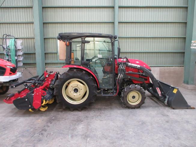 トラクター YT233A+ローダー 写真４