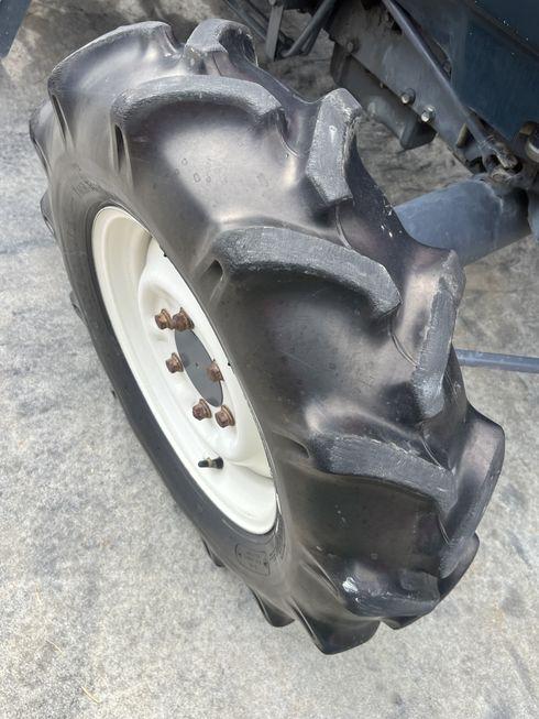 トラクター KL330FQBMAWF7 写真５