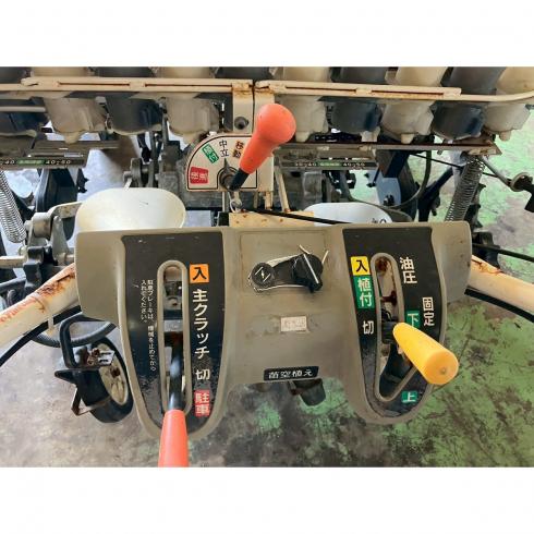 乗用汎用野菜移植機 PH2R,E 写真10