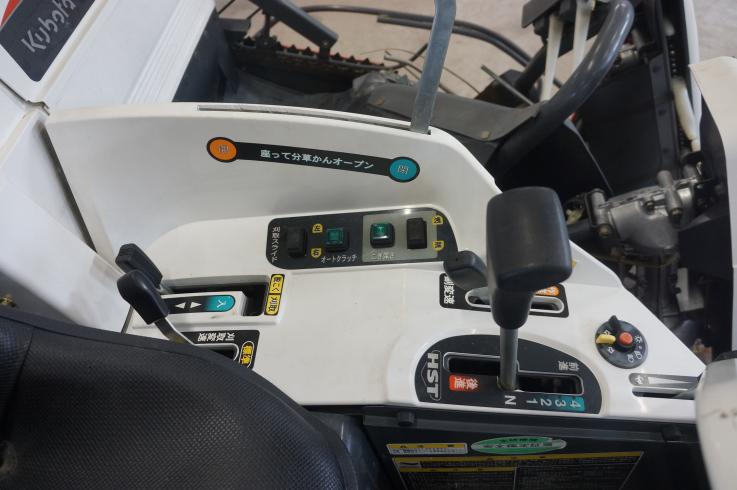 コンバイン AR216 写真７