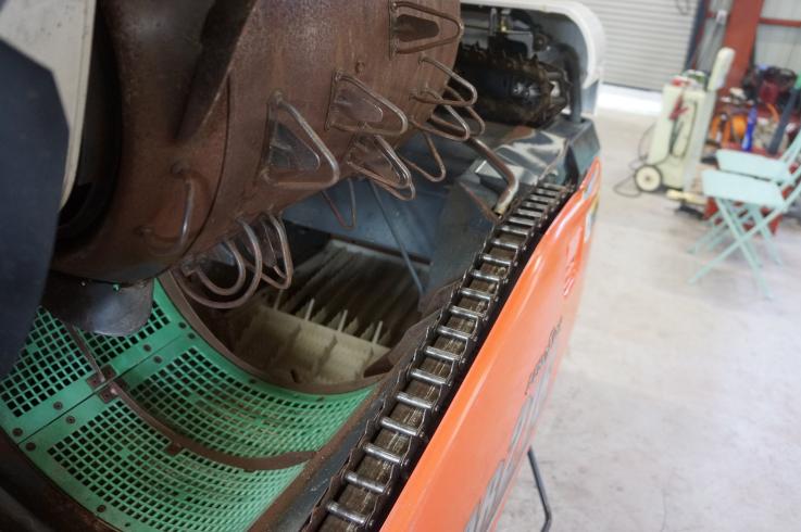 コンバイン AR216 写真８