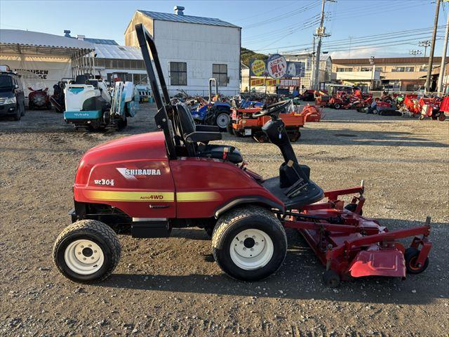乗用草刈機 MC304 写真２