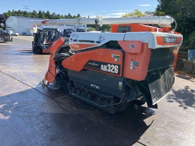 コンバイン AR326② 写真３
