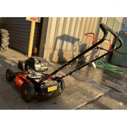 自走式草刈機 WGC530 写真４