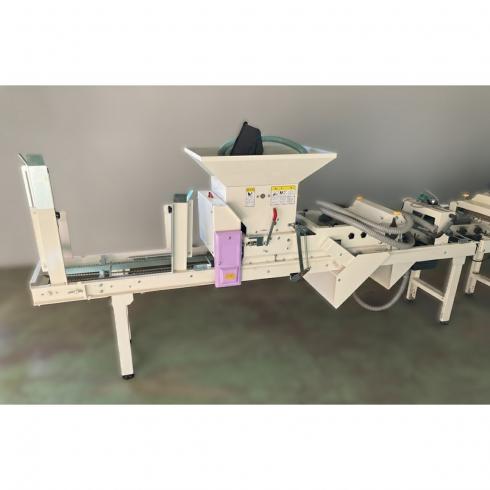 セルトレイ播種機 STH2009 写真４