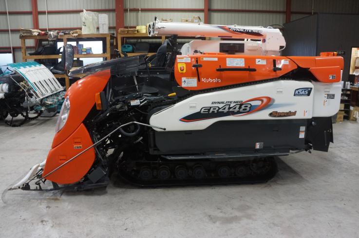 コンバイン ER448 写真４