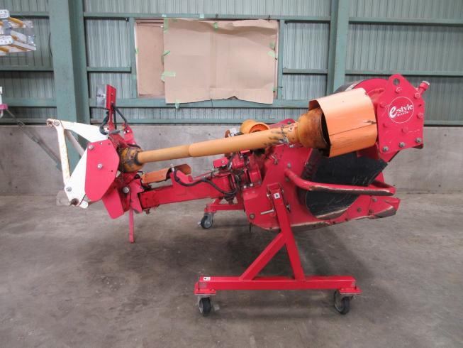 オフセットモア KZX143DG 写真４