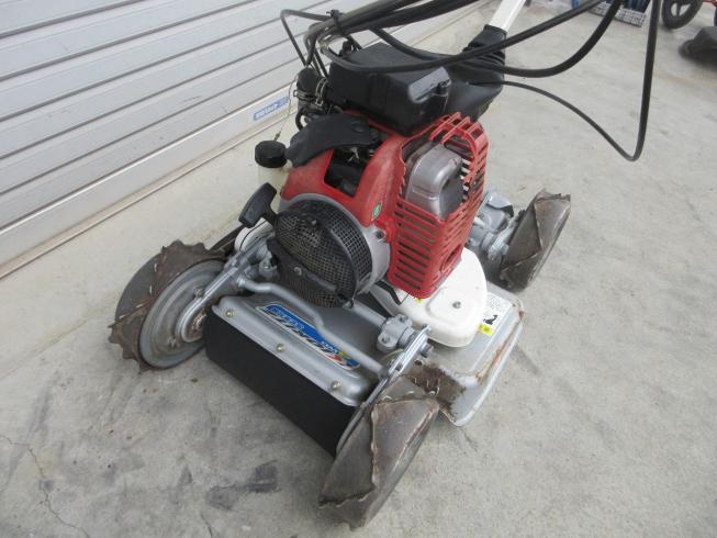 草刈機 AZ851 写真５