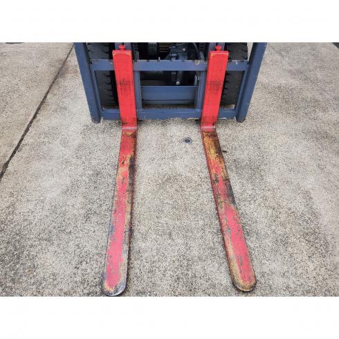 フォークリフト FB10PN-75-300 写真６