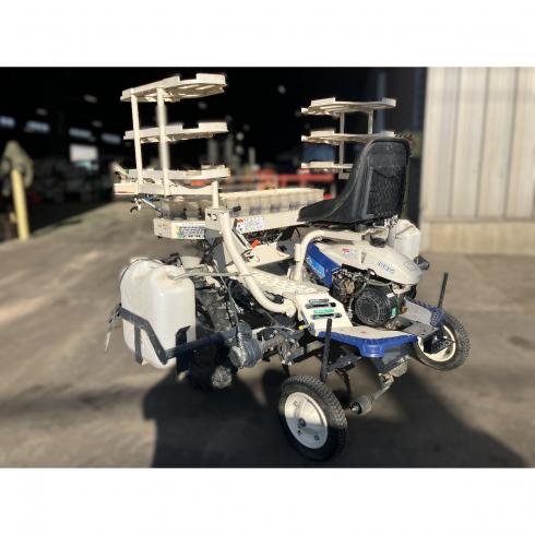 半自動野菜移植機 PVHR203-120L3WD 写真２