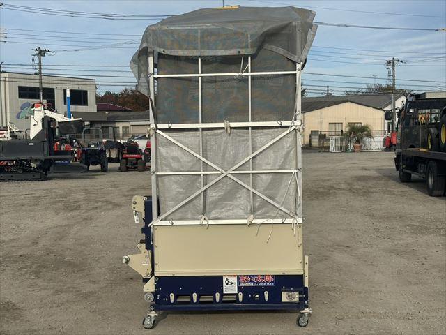 もみがら散布機 MT-33X 写真３