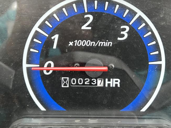 トラクター NB21SPMARF4 写真８