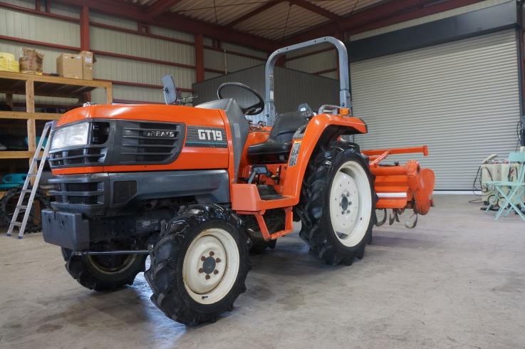 トラクター GT19 写真４