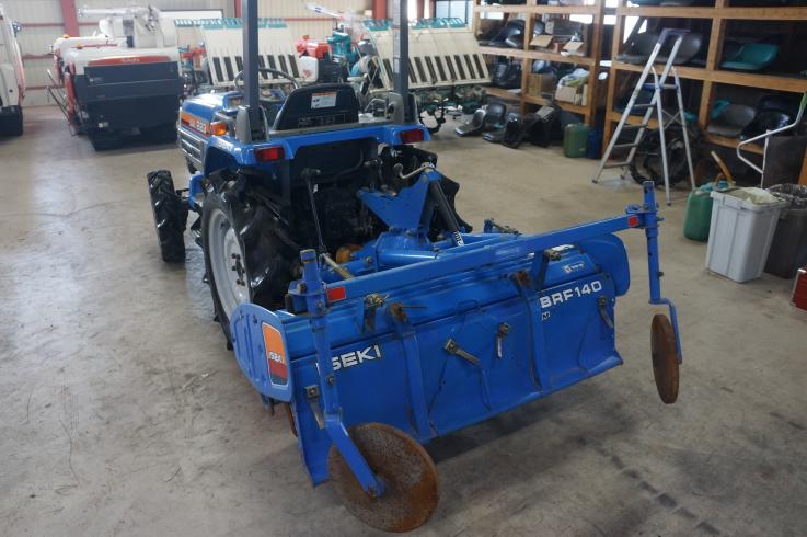 トラクター TF223 写真４