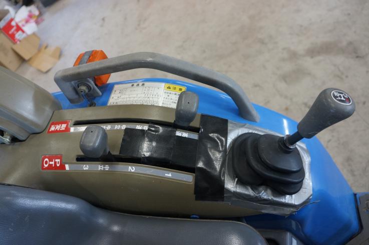 トラクター TF223 写真６