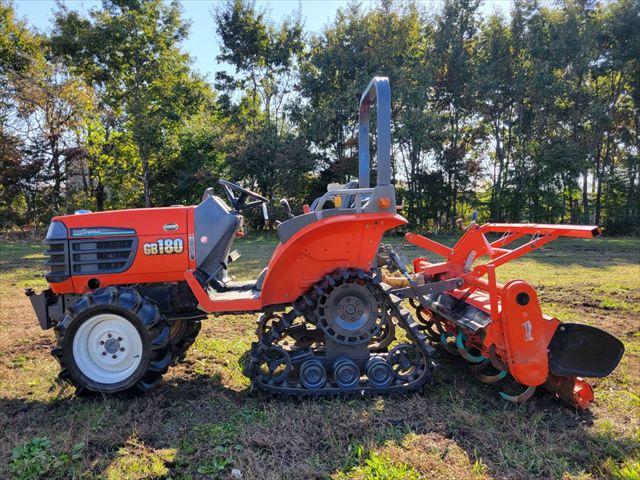 トラクター GB180 写真２