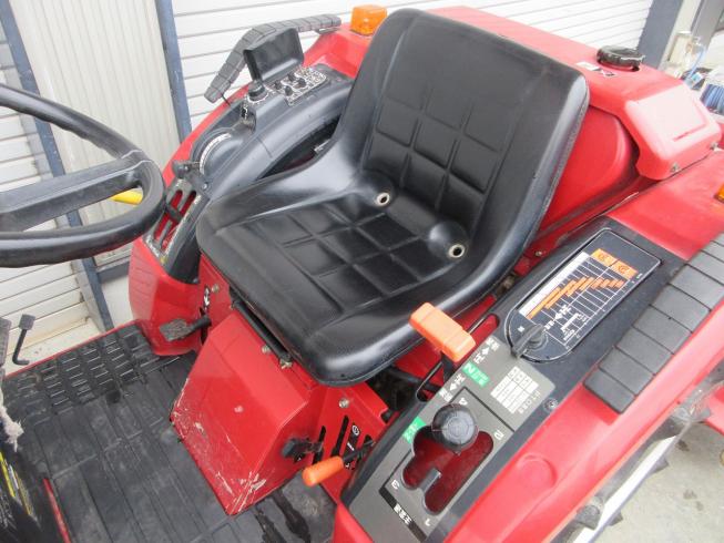 トラクター MT165 写真７