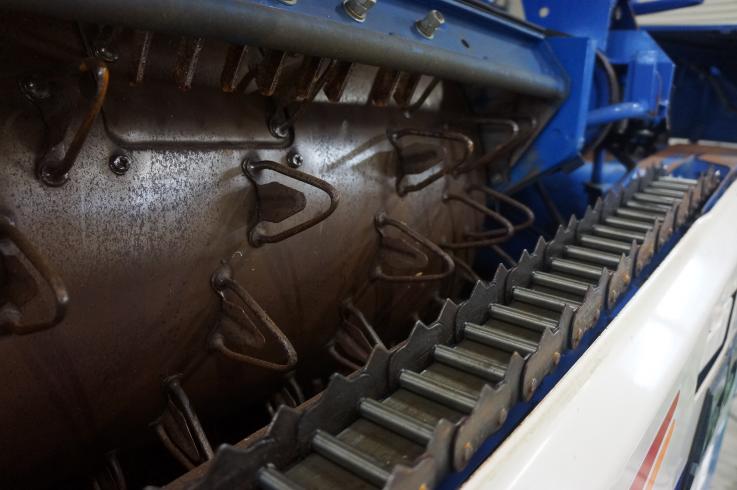 コンバイン HFG561 写真９