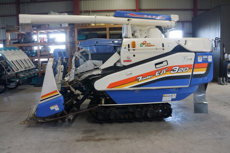 コンバイン HFG320 写真４