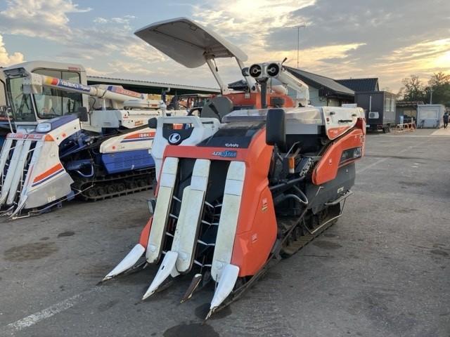 コンバイン AR335 写真４