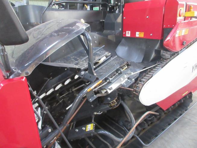 コンバイン YH448 写真８